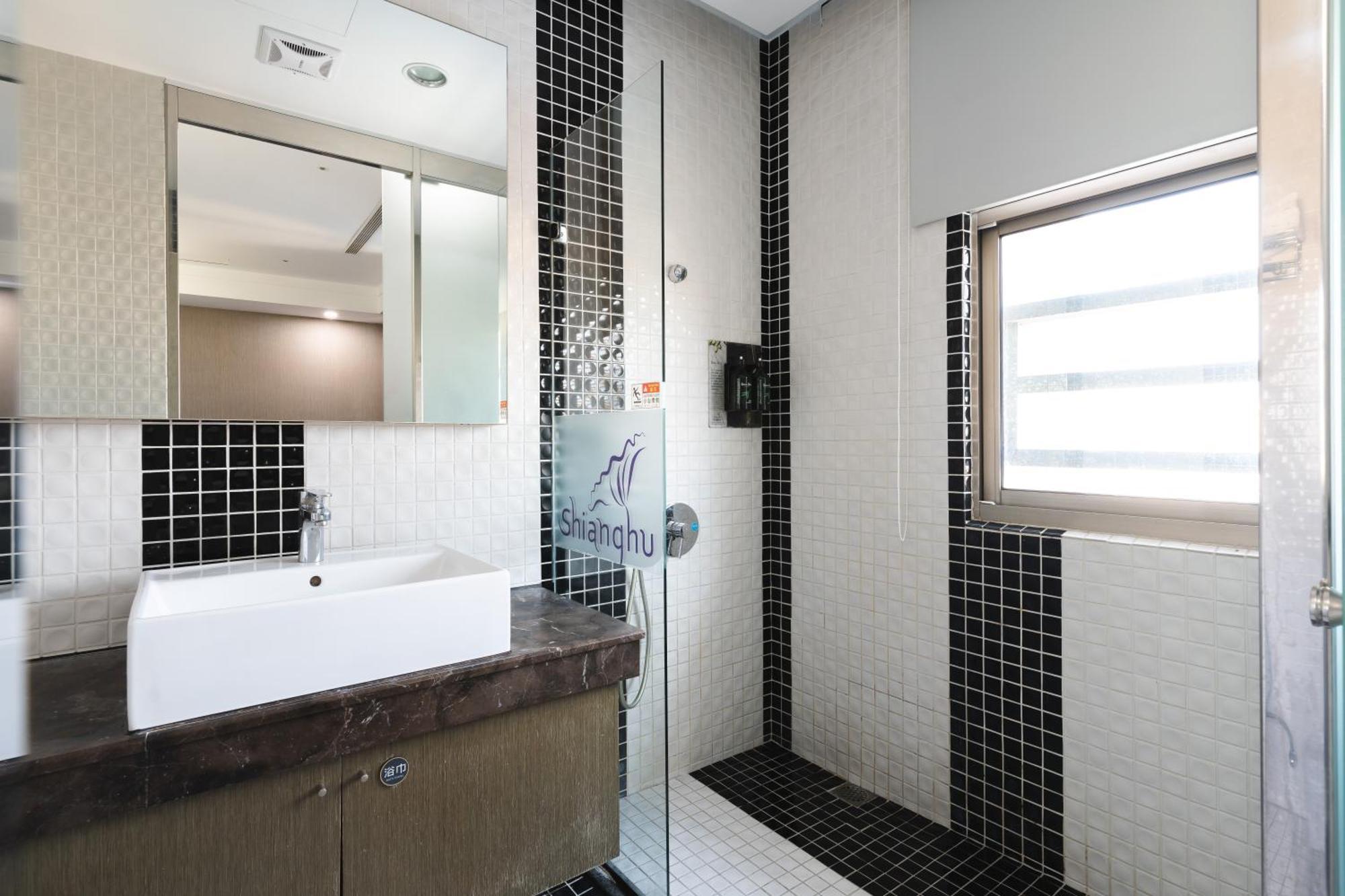 Shianghu Boutique Hotel Chiayi Exterior foto